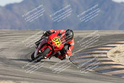 media/Nov-16-2025-Race Pace (Sun) [[8c5fa54630]]/Verified Riders/8-Turn 12 (120pm)/